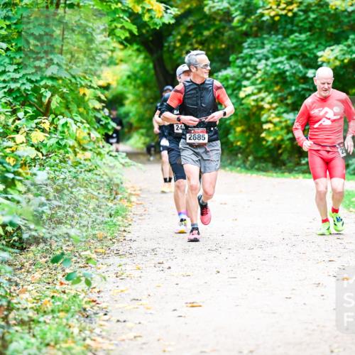 12.10.2025 - Bramfelder Halbmarathon 2025 Dr. Thomas Lammeyer http://msf.ph/oto/9360726 12.10.2025 11:13:37 Laufen 24, 2685 meine-sportfotos.de