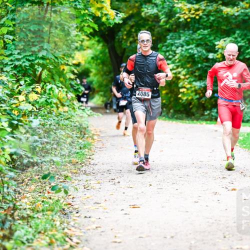 12.10.2025 - Bramfelder Halbmarathon 2025 Dr. Thomas Lammeyer http://msf.ph/oto/9360730 12.10.2025 11:13:38 Laufen 2685 meine-sportfotos.de