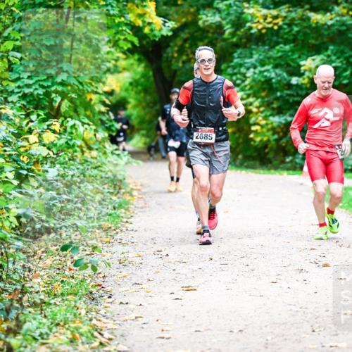 12.10.2025 - Bramfelder Halbmarathon 2025 Dr. Thomas Lammeyer http://msf.ph/oto/9360731 12.10.2025 11:13:38 Laufen 2685 meine-sportfotos.de