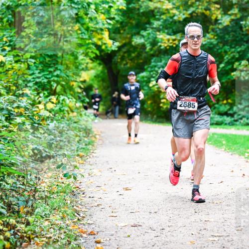 12.10.2025 - Bramfelder Halbmarathon 2025 Dr. Thomas Lammeyer http://msf.ph/oto/9360744 12.10.2025 11:13:40 Laufen 2685 meine-sportfotos.de