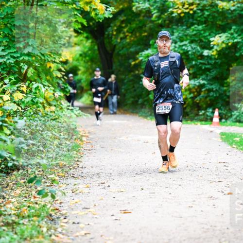 12.10.2025 - Bramfelder Halbmarathon 2025 Dr. Thomas Lammeyer http://msf.ph/oto/9360754 12.10.2025 11:13:42 Laufen 2556 meine-sportfotos.de