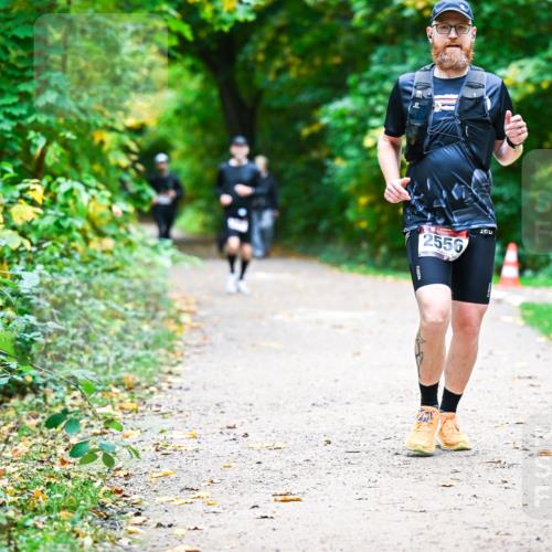 12.10.2025 - Bramfelder Halbmarathon 2025 Dr. Thomas Lammeyer http://msf.ph/oto/9360762 12.10.2025 11:13:43 Laufen 2556 meine-sportfotos.de