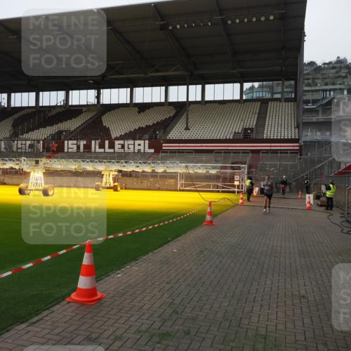 07.12.2025 - St. Pauli X-Mass-Run No. 15 Fabian Wolf http://msf.ph/oto/9360807 07.12.2025 09:50:55 Ziel 2224 meine-sportfotos.de