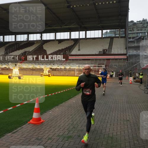 07.12.2025 - St. Pauli X-Mass-Run No. 15 Fabian Wolf http://msf.ph/oto/9360822 07.12.2025 09:51:18 Ziel 13, 1258, 2030, 2135, 2646, 3110, 4273 meine-sportfotos.de