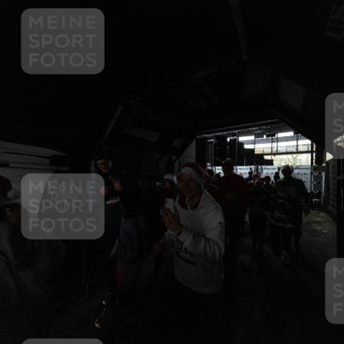 07.12.2025 - St. Pauli X-Mass-Run No. 15 Michael Strokosch http://msf.ph/oto/9361419 07.12.2025 11:12:13 Laufen 981 meine-sportfotos.de