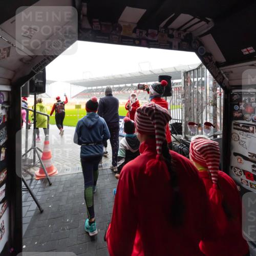 07.12.2025 - St. Pauli X-Mass-Run No. 15 Michael Strokosch http://msf.ph/oto/9361446 07.12.2025 11:12:41 Laufen 1910, 1910 meine-sportfotos.de