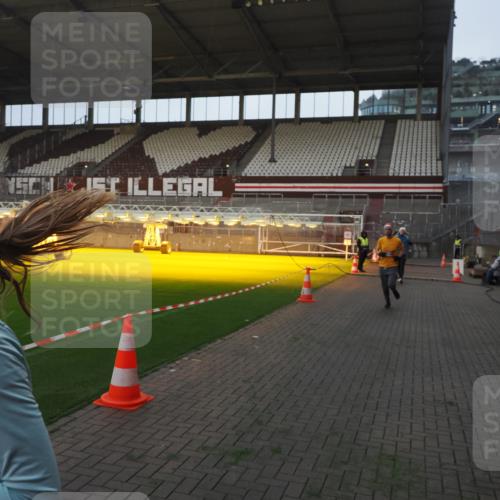 07.12.2025 - St. Pauli X-Mass-Run No. 15 Fabian Wolf http://msf.ph/oto/9361449 07.12.2025 09:59:03 Ziel 655, 2529, 3147, 3345 meine-sportfotos.de