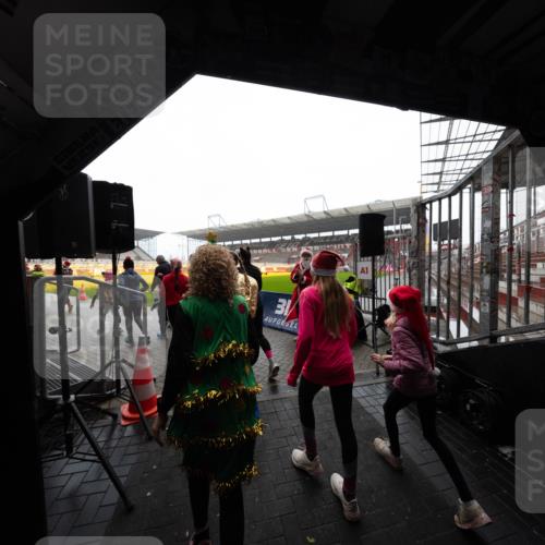 07.12.2025 - St. Pauli X-Mass-Run No. 15 Michael Strokosch http://msf.ph/oto/9361451 07.12.2025 11:12:44 Laufen  meine-sportfotos.de