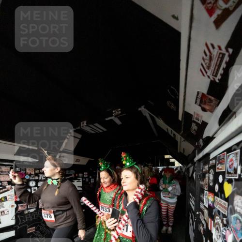 07.12.2025 - St. Pauli X-Mass-Run No. 15 Michael Strokosch http://msf.ph/oto/9361496 07.12.2025 11:13:13 Laufen 370, 2933, 4304 meine-sportfotos.de