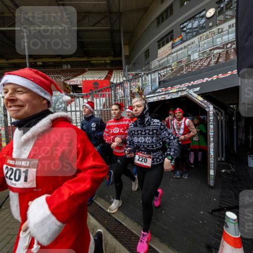 07.12.2025 - St. Pauli X-Mass-Run No. 15 Michael Strokosch http://msf.ph/oto/9361536 07.12.2025 11:14:46 Laufen 15, 2201, 99, 220, 1489 meine-sportfotos.de