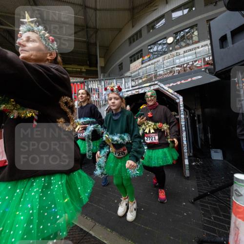 07.12.2025 - St. Pauli X-Mass-Run No. 15 Michael Strokosch http://msf.ph/oto/9361544 07.12.2025 11:14:56 Laufen 727, 5, 20, 2721 meine-sportfotos.de