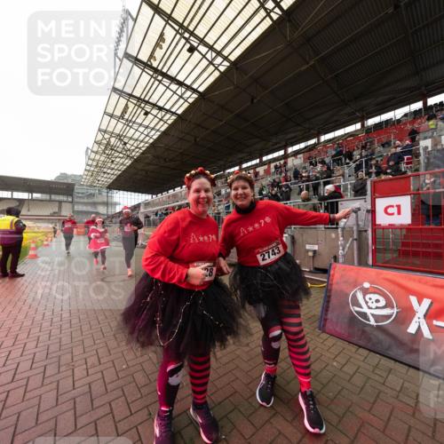 07.12.2025 - St. Pauli X-Mass-Run No. 15 Michael Strokosch http://msf.ph/oto/9361570 07.12.2025 11:17:17 Laufen 8, 7, 2743, 1 meine-sportfotos.de