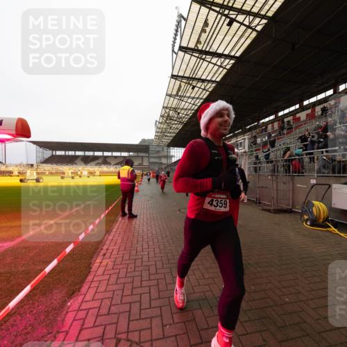 07.12.2025 - St. Pauli X-Mass-Run No. 15 Michael Strokosch http://msf.ph/oto/9361581 07.12.2025 11:17:31 Laufen 4359 meine-sportfotos.de
