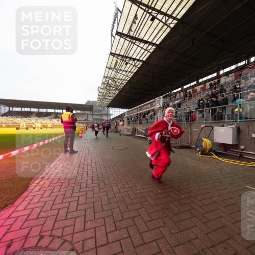 07.12.2025 - St. Pauli X-Mass-Run No. 15 Michael Strokosch http://msf.ph/oto/9361583 07.12.2025 11:17:34 Laufen 363 meine-sportfotos.de