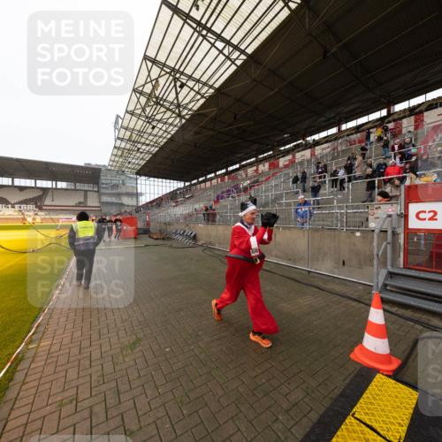 07.12.2025 - St. Pauli X-Mass-Run No. 15 Michael Strokosch http://msf.ph/oto/9361606 07.12.2025 11:19:29 Laufen 4540, 2 meine-sportfotos.de