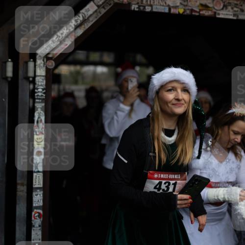 07.12.2025 - St. Pauli X-Mass-Run No. 15 Michael Strokosch http://msf.ph/oto/9361960 07.12.2025 10:33:38 Laufen 15, 431 meine-sportfotos.de