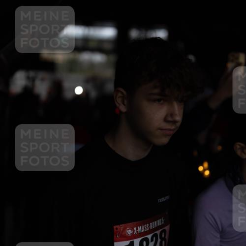 07.12.2025 - St. Pauli X-Mass-Run No. 15 Michael Strokosch http://msf.ph/oto/9362004 07.12.2025 10:34:07 Laufen  meine-sportfotos.de