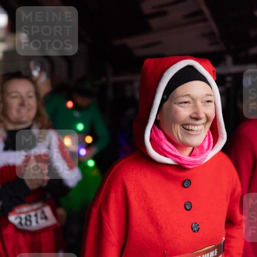 07.12.2025 - St. Pauli X-Mass-Run No. 15 Michael Strokosch http://msf.ph/oto/9362021 07.12.2025 10:34:12 Laufen 3814, 5, 98 meine-sportfotos.de