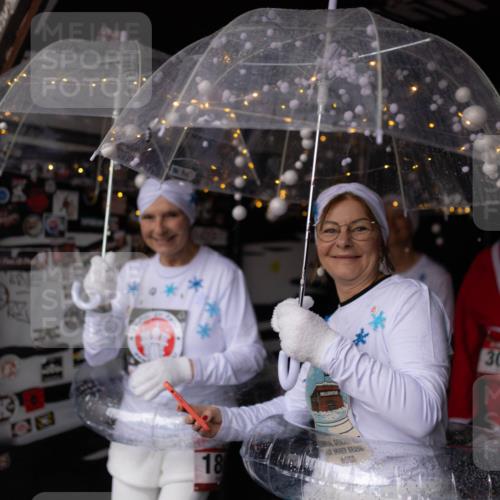 07.12.2025 - St. Pauli X-Mass-Run No. 15 Michael Strokosch http://msf.ph/oto/9362085 07.12.2025 10:34:39 Laufen 18, 3053 meine-sportfotos.de
