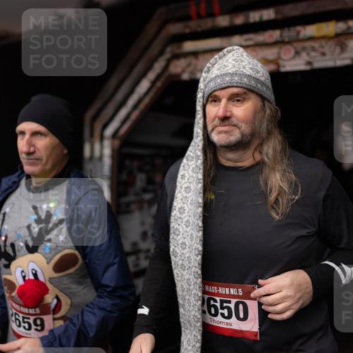 07.12.2025 - St. Pauli X-Mass-Run No. 15 Michael Strokosch http://msf.ph/oto/9362128 07.12.2025 10:34:58 Laufen 659, 15, 650, 3645 meine-sportfotos.de