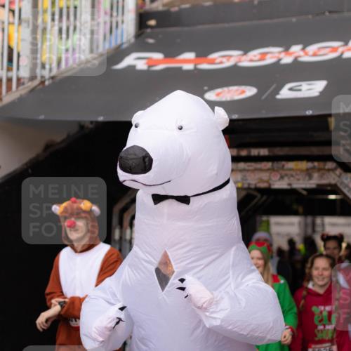 07.12.2025 - St. Pauli X-Mass-Run No. 15 Michael Strokosch http://msf.ph/oto/9362149 07.12.2025 10:35:21 Laufen 15, 3799, 3836 meine-sportfotos.de