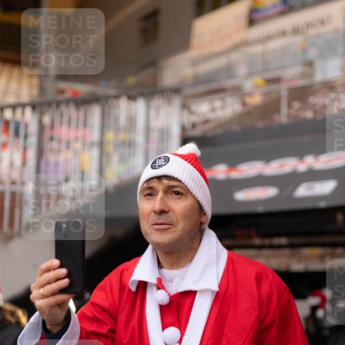07.12.2025 - St. Pauli X-Mass-Run No. 15 Michael Strokosch http://msf.ph/oto/9362171 07.12.2025 10:35:31 Laufen 15, 2454 meine-sportfotos.de
