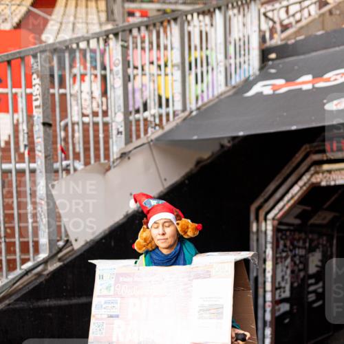 07.12.2025 - St. Pauli X-Mass-Run No. 15 Michael Strokosch http://msf.ph/oto/9362195 07.12.2025 10:35:40 Laufen 21, 12, 2025, 400, 15, 400 meine-sportfotos.de