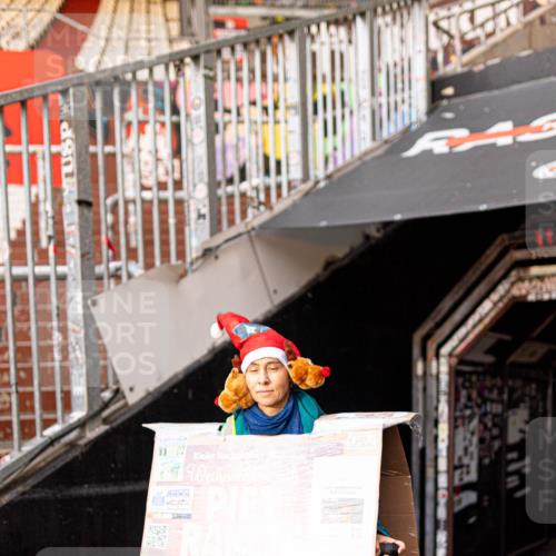 07.12.2025 - St. Pauli X-Mass-Run No. 15 Michael Strokosch http://msf.ph/oto/9362196 07.12.2025 10:35:40 Laufen 40, 21, 12, 2025, 400, 15, 400 meine-sportfotos.de