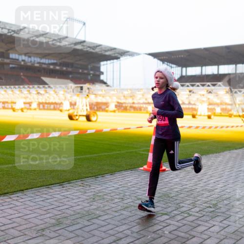 07.12.2025 - St. Pauli X-Mass-Run No. 15 Michael Strokosch http://msf.ph/oto/9362238 07.12.2025 10:54:01 Laufen 050 meine-sportfotos.de