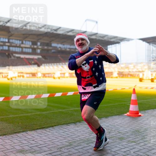 07.12.2025 - St. Pauli X-Mass-Run No. 15 Michael Strokosch http://msf.ph/oto/9362292 07.12.2025 10:54:20 Laufen 1657 meine-sportfotos.de