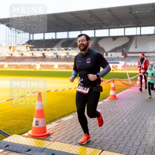 07.12.2025 - St. Pauli X-Mass-Run No. 15 Michael Strokosch http://msf.ph/oto/9362310 07.12.2025 10:54:56 Laufen 2703 meine-sportfotos.de