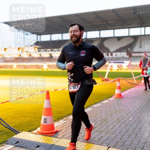 07.12.2025 - St. Pauli X-Mass-Run No. 15 Michael Strokosch http://msf.ph/oto/9362316 07.12.2025 10:54:56 Laufen 2703 meine-sportfotos.de