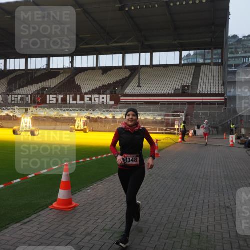 07.12.2025 - St. Pauli X-Mass-Run No. 15 Fabian Wolf http://msf.ph/oto/9362364 07.12.2025 10:00:40 Ziel 855, 1418, 1976, 2348, 3084 meine-sportfotos.de