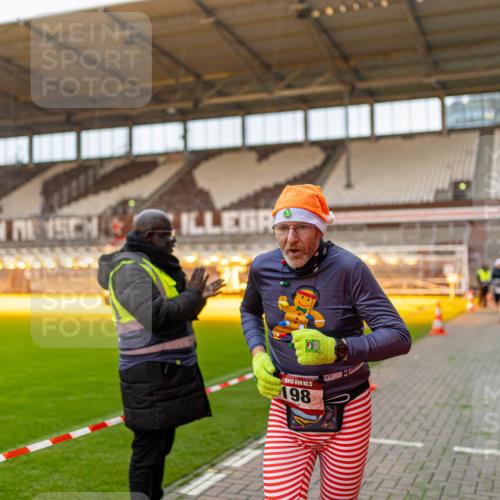 07.12.2025 - St. Pauli X-Mass-Run No. 15 Michael Strokosch http://msf.ph/oto/9362387 07.12.2025 10:56:47 Laufen 15, 15, 198 meine-sportfotos.de