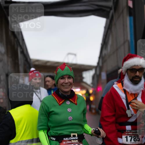 07.12.2025 - St. Pauli X-Mass-Run No. 15 Michael Strokosch http://msf.ph/oto/9362483 07.12.2025 10:59:20 Laufen 65, 1782, 1785 meine-sportfotos.de