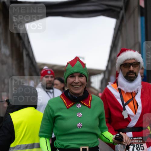 07.12.2025 - St. Pauli X-Mass-Run No. 15 Michael Strokosch http://msf.ph/oto/9362490 07.12.2025 10:59:21 Laufen 15, 1782, 785 meine-sportfotos.de