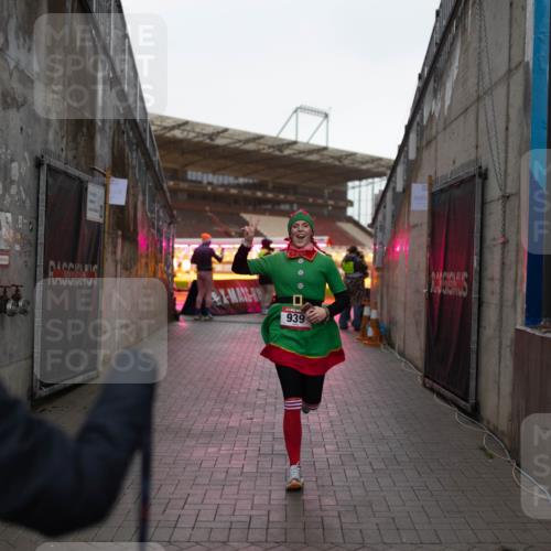 07.12.2025 - St. Pauli X-Mass-Run No. 15 Michael Strokosch http://msf.ph/oto/9362515 07.12.2025 10:59:43 Laufen 939 meine-sportfotos.de