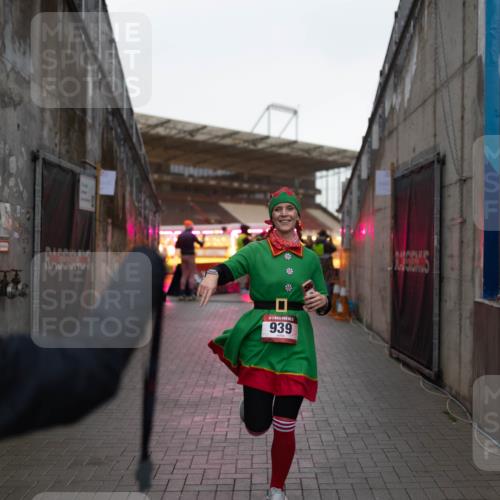 07.12.2025 - St. Pauli X-Mass-Run No. 15 Michael Strokosch http://msf.ph/oto/9362526 07.12.2025 10:59:43 Laufen 939 meine-sportfotos.de