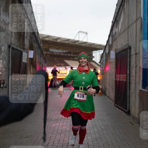 07.12.2025 - St. Pauli X-Mass-Run No. 15 Michael Strokosch http://msf.ph/oto/9362529 07.12.2025 10:59:43 Laufen 939 meine-sportfotos.de
