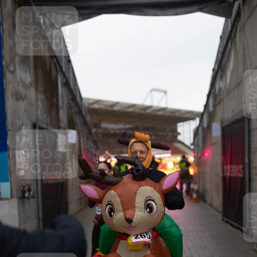 07.12.2025 - St. Pauli X-Mass-Run No. 15 Michael Strokosch http://msf.ph/oto/9362591 07.12.2025 10:59:53 Laufen 265 meine-sportfotos.de
