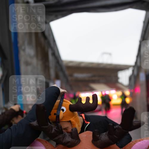 07.12.2025 - St. Pauli X-Mass-Run No. 15 Michael Strokosch http://msf.ph/oto/9362608 07.12.2025 10:59:55 Laufen 205 meine-sportfotos.de