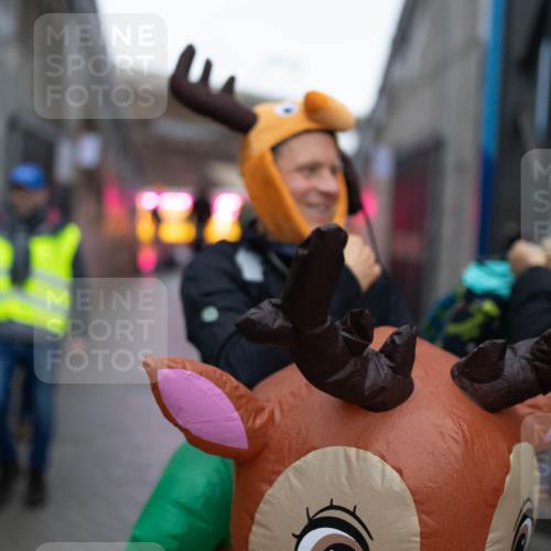 07.12.2025 - St. Pauli X-Mass-Run No. 15 Michael Strokosch http://msf.ph/oto/9362616 07.12.2025 11:00:00 Laufen  meine-sportfotos.de