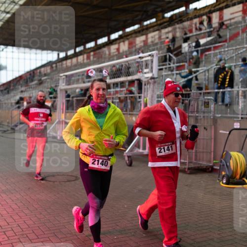 07.12.2025 - St. Pauli X-Mass-Run No. 15 Michael Strokosch http://msf.ph/oto/9362648 07.12.2025 11:00:51 Laufen 4129, 2140, 2141 meine-sportfotos.de