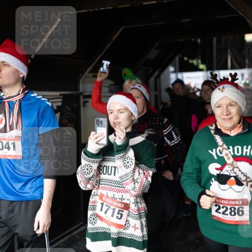 07.12.2025 - St. Pauli X-Mass-Run No. 15 Michael Strokosch http://msf.ph/oto/9362709 07.12.2025 11:13:12 Laufen 1041, 15, 1715, 15, 2286 meine-sportfotos.de