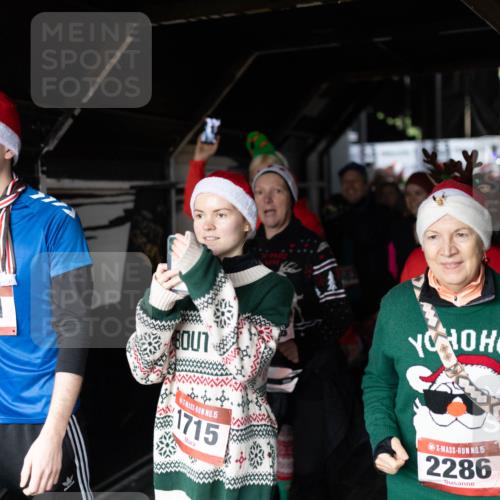07.12.2025 - St. Pauli X-Mass-Run No. 15 Michael Strokosch http://msf.ph/oto/9362713 07.12.2025 11:13:13 Laufen 1041, 15, 1715, 15, 2286 meine-sportfotos.de
