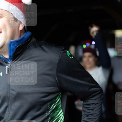 07.12.2025 - St. Pauli X-Mass-Run No. 15 Michael Strokosch http://msf.ph/oto/9362728 07.12.2025 11:13:15 Laufen  meine-sportfotos.de