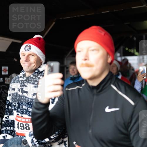 07.12.2025 - St. Pauli X-Mass-Run No. 15 Michael Strokosch http://msf.ph/oto/9362751 07.12.2025 11:13:19 Laufen 5, 498, 4095 meine-sportfotos.de