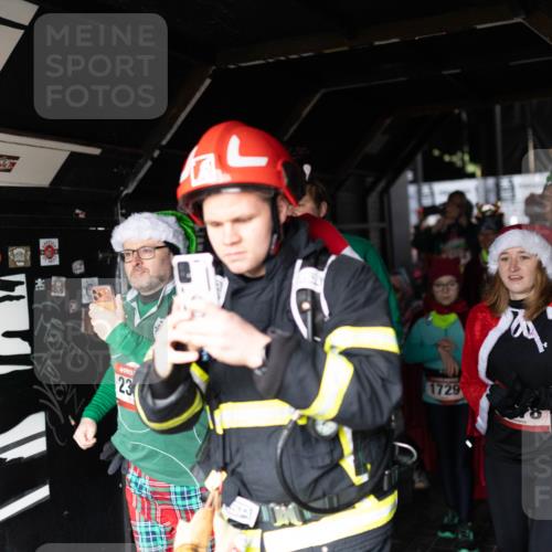 07.12.2025 - St. Pauli X-Mass-Run No. 15 Michael Strokosch http://msf.ph/oto/9362812 07.12.2025 11:13:36 Laufen 23, 1729, 3870 meine-sportfotos.de