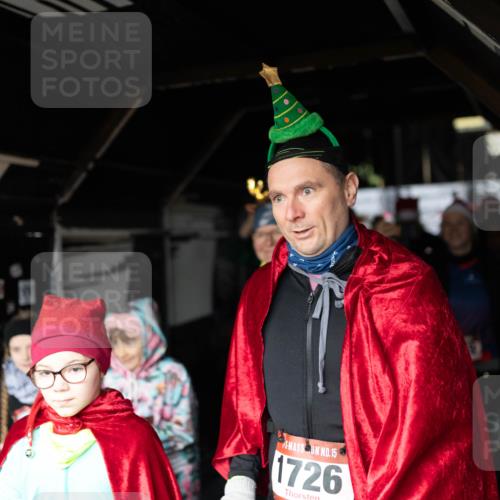 07.12.2025 - St. Pauli X-Mass-Run No. 15 Michael Strokosch http://msf.ph/oto/9362816 07.12.2025 11:13:38 Laufen 15, 1726 meine-sportfotos.de