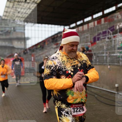 07.12.2025 - St. Pauli X-Mass-Run No. 15 Michael Strokosch http://msf.ph/oto/9362849 07.12.2025 11:19:35 Laufen 5, 3229 meine-sportfotos.de